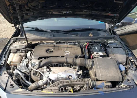 2019 Mercedes-Benz A 220 z USA, uszkodzony, nr VIN WDD3G4EB4KW018470